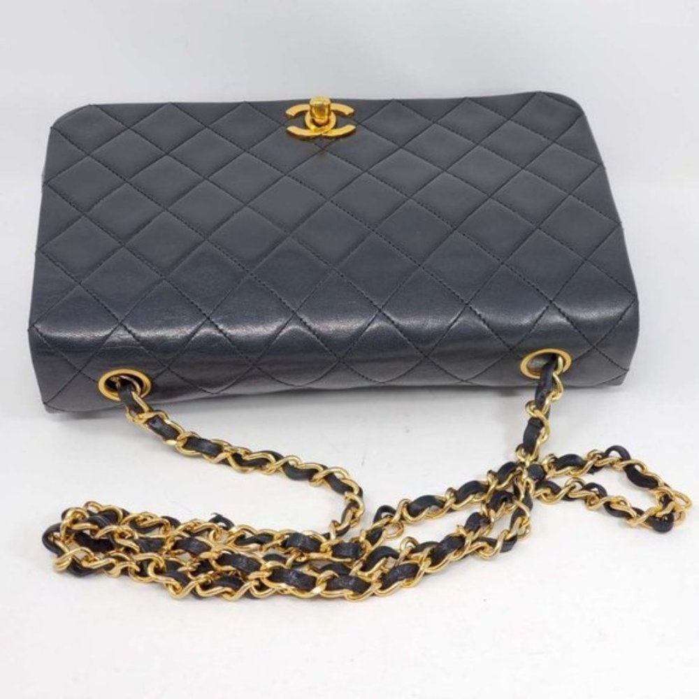 CHANEL 23 Full Flap Vintage 24k Gold Lambskin Bag - Picture 6 of 16
